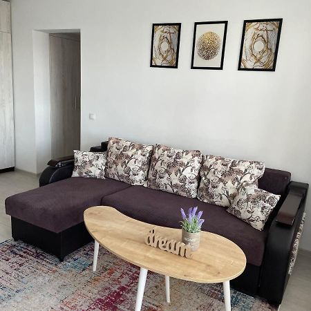 Elite Apartment Targoviste Dış mekan fotoğraf