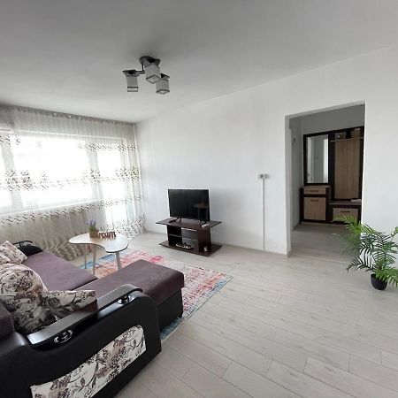 Elite Apartment Targoviste Dış mekan fotoğraf