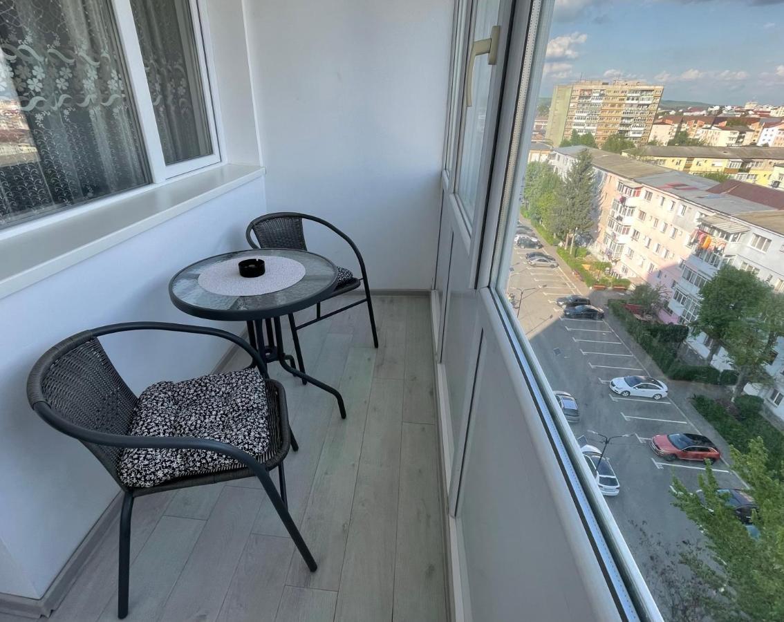 Elite Apartment Targoviste Dış mekan fotoğraf