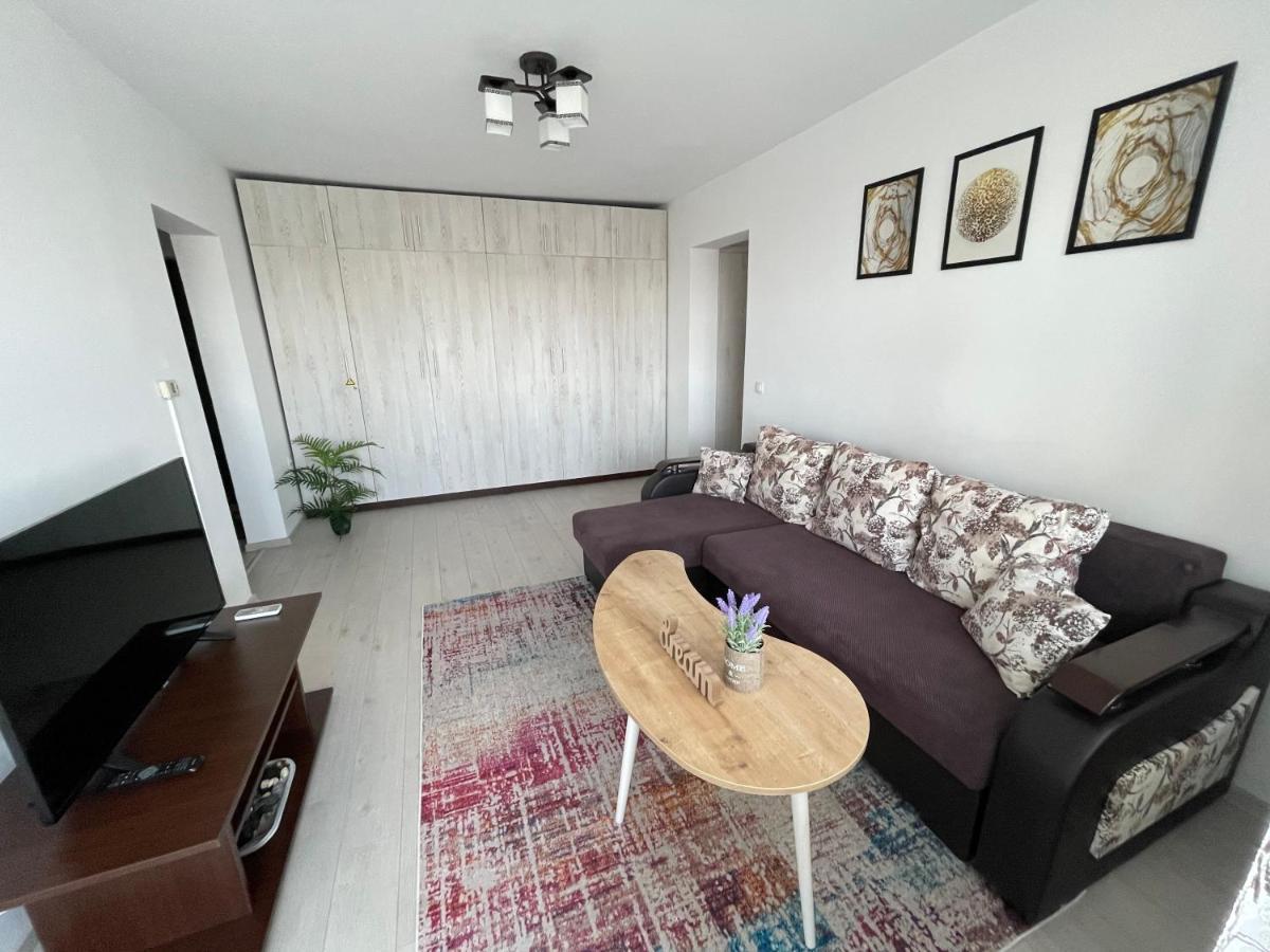 Elite Apartment Targoviste Dış mekan fotoğraf