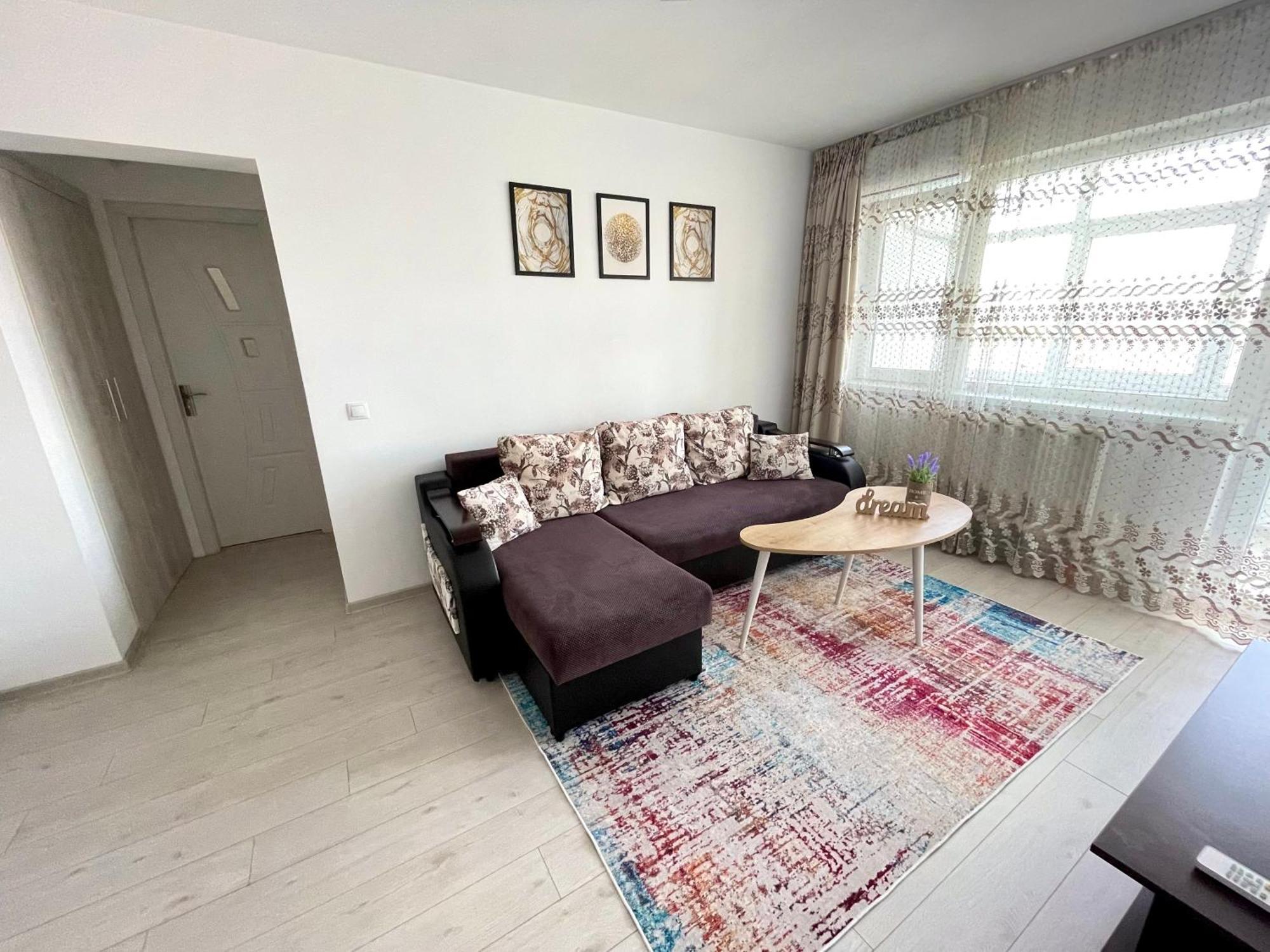 Elite Apartment Targoviste Dış mekan fotoğraf